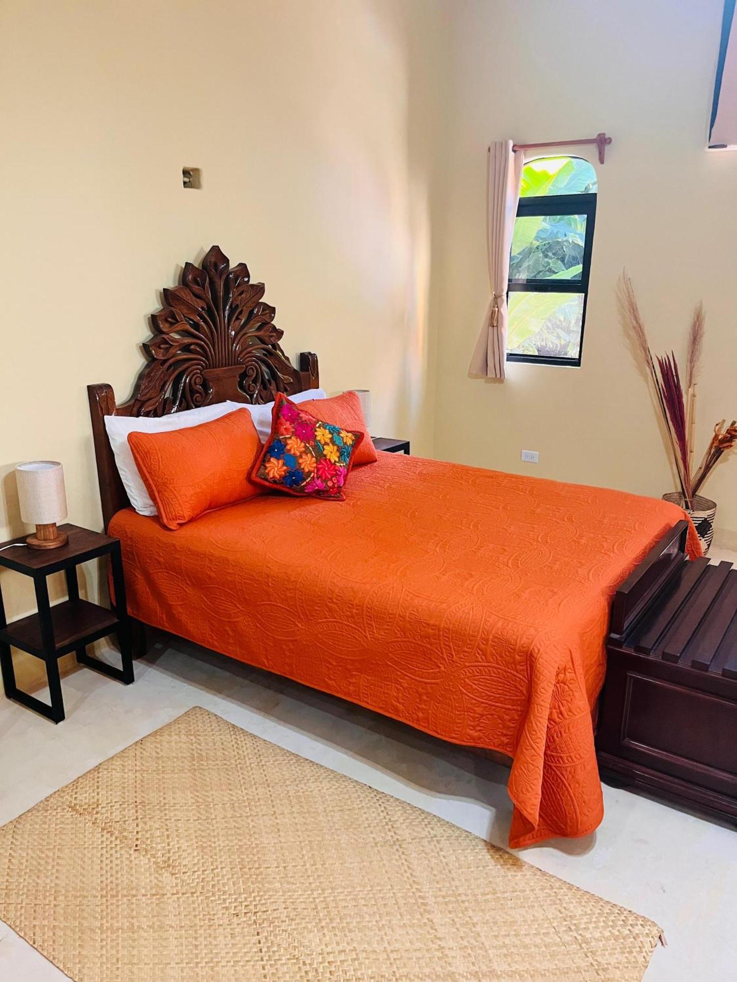Casa Tres Colibries Bed and Breakfast Mérida Exteriör bild